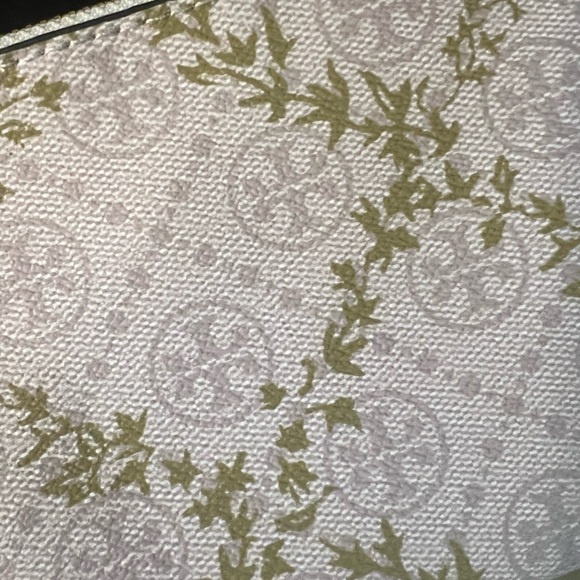 Tory Burch Olive Green & Light Purple Wristlet w/ Long Crossbody Strap NWT - Picture 15 of 15